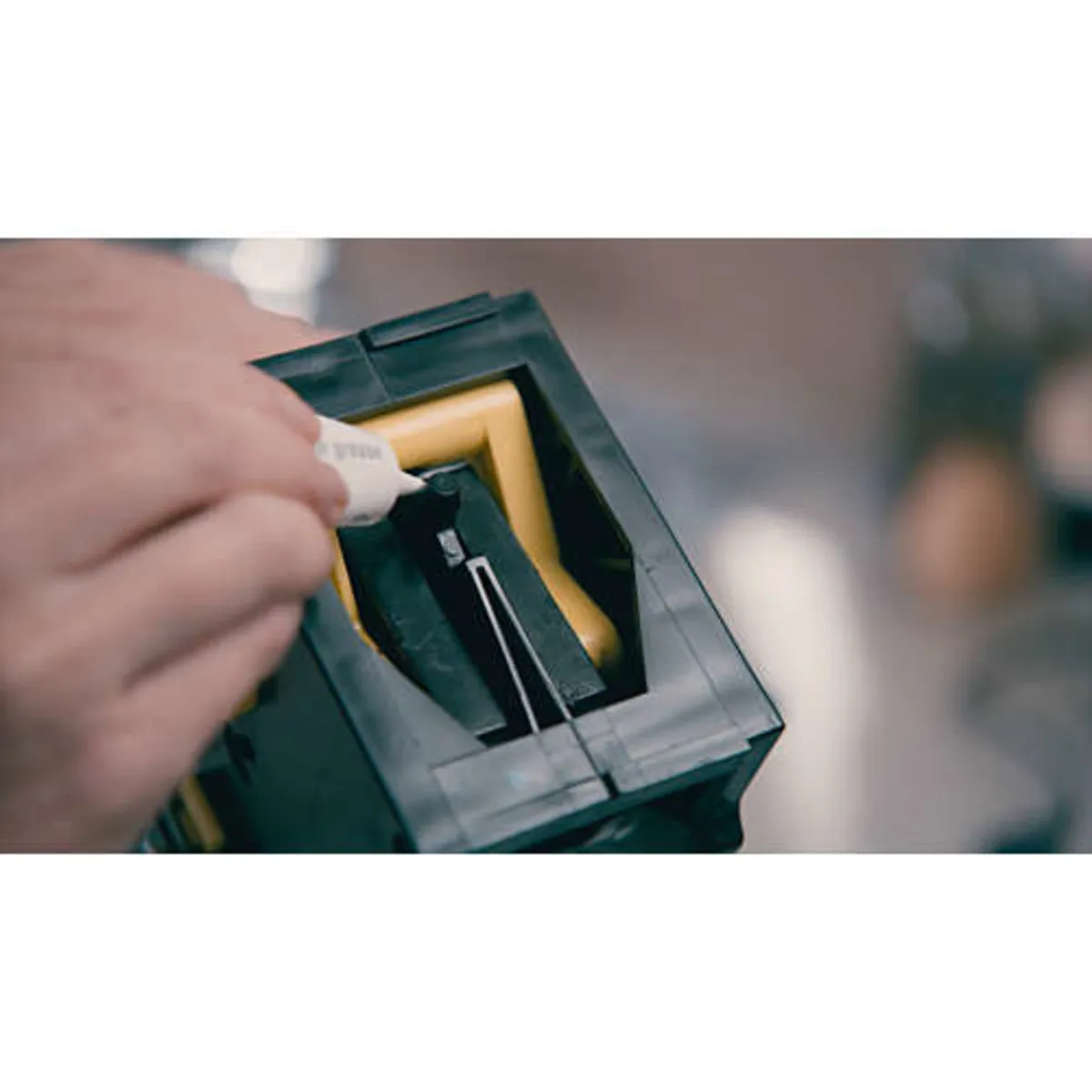 lubricating-grease-o-rings-philips-saeco-apply-top-tilt Lubricating grease o-rings philips saeco top tilt